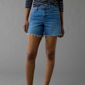 American Eagle Strigid High Waist Relaxed denim Jean Shorts Medium Wash Size 8
